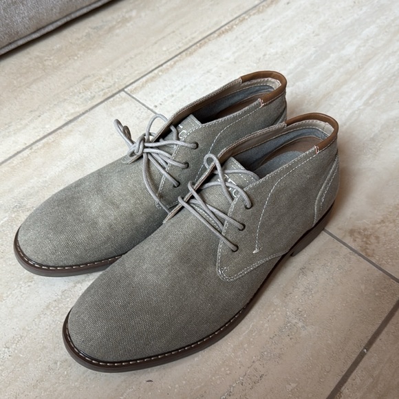 Izod Oxfords Boots - Picture 2 of 6